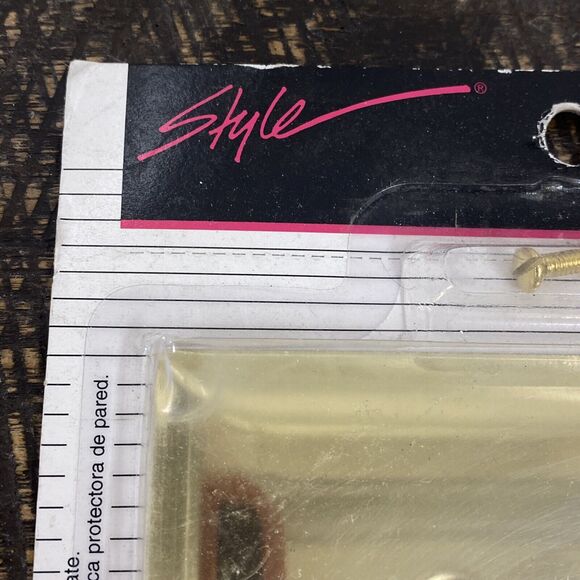 New AmerTac STYLE Polished Brass Light Switch Duplex Outlet Cover Plate Sealed‎ - Picture 2 of 11